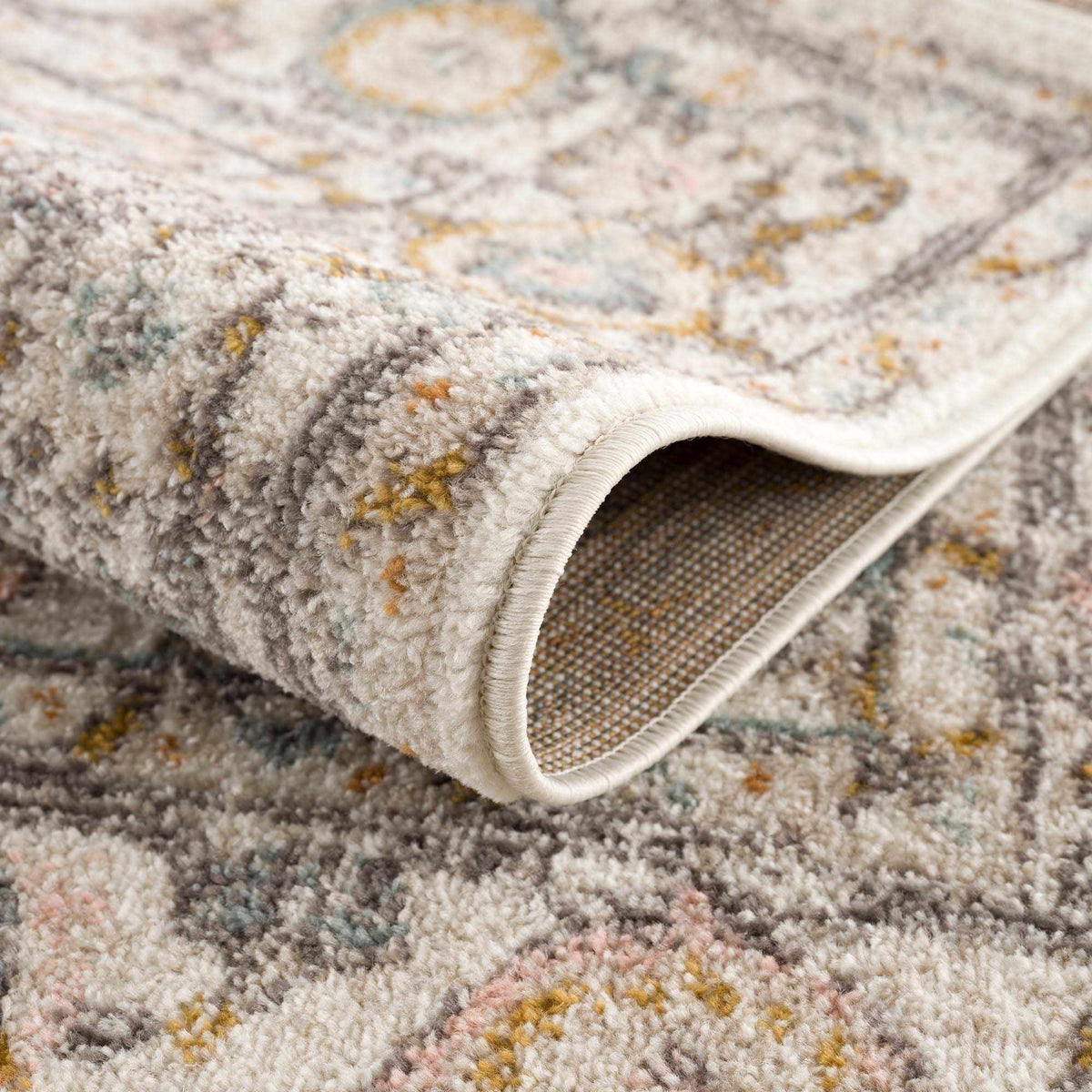 Herstmonceux Traditional Area Rug – 100% Polypropylene, Medium Pile | Made in Turkey | Multiple Sizes