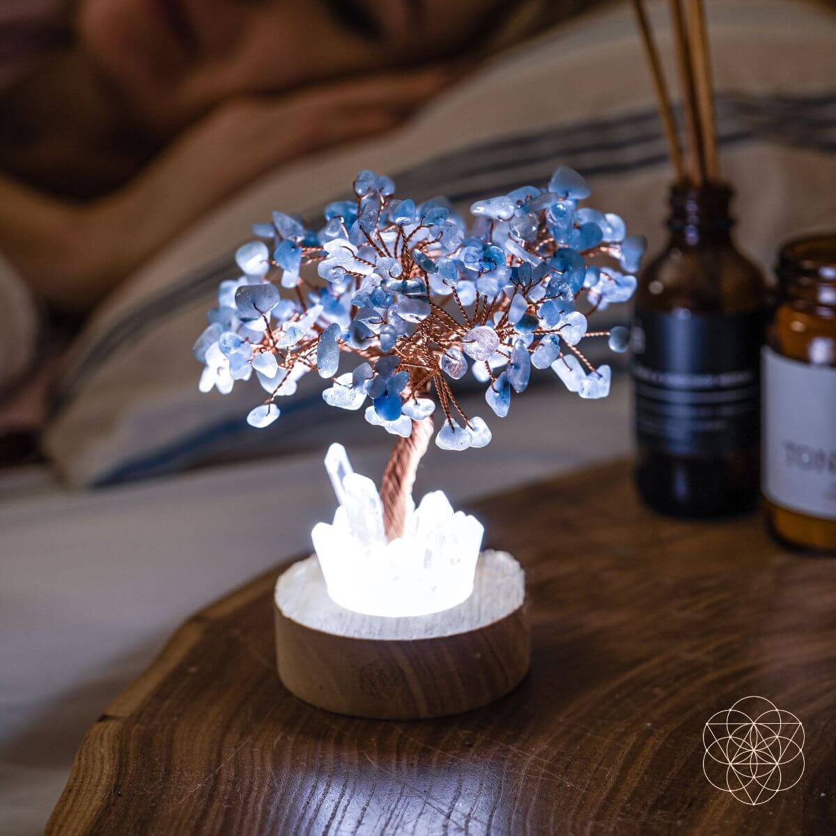 Guardian Angel Aquamarine & Clear Quartz Crystal Lamp – Healing Night Light | Wooden Base