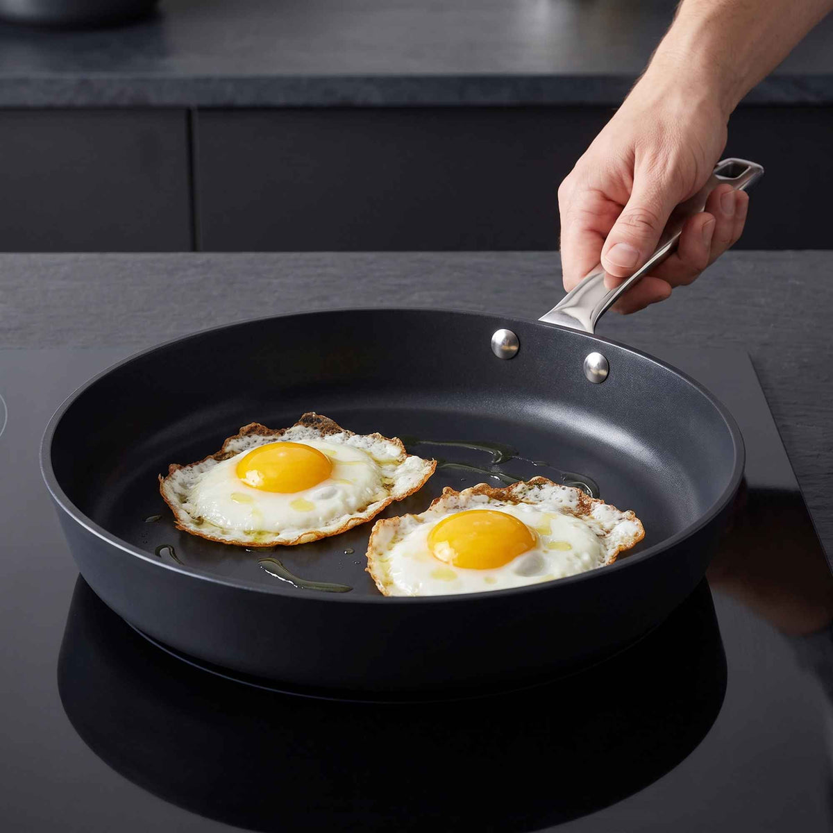Alva Cookware Ceramic Nonstick Frying Pan – PFAS, PTFE & PFOA-Free, Induction-Compatible | 8", 9.5" & 11"